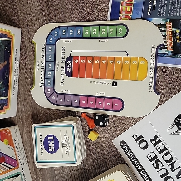 3/$35 Bundle House of Danger - Board Game - Picture 8 of 10